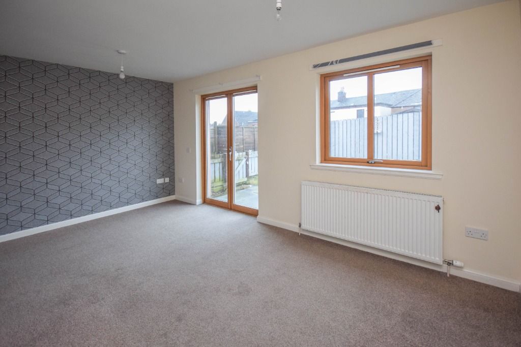 Property photo 3 of 14 Photo 3