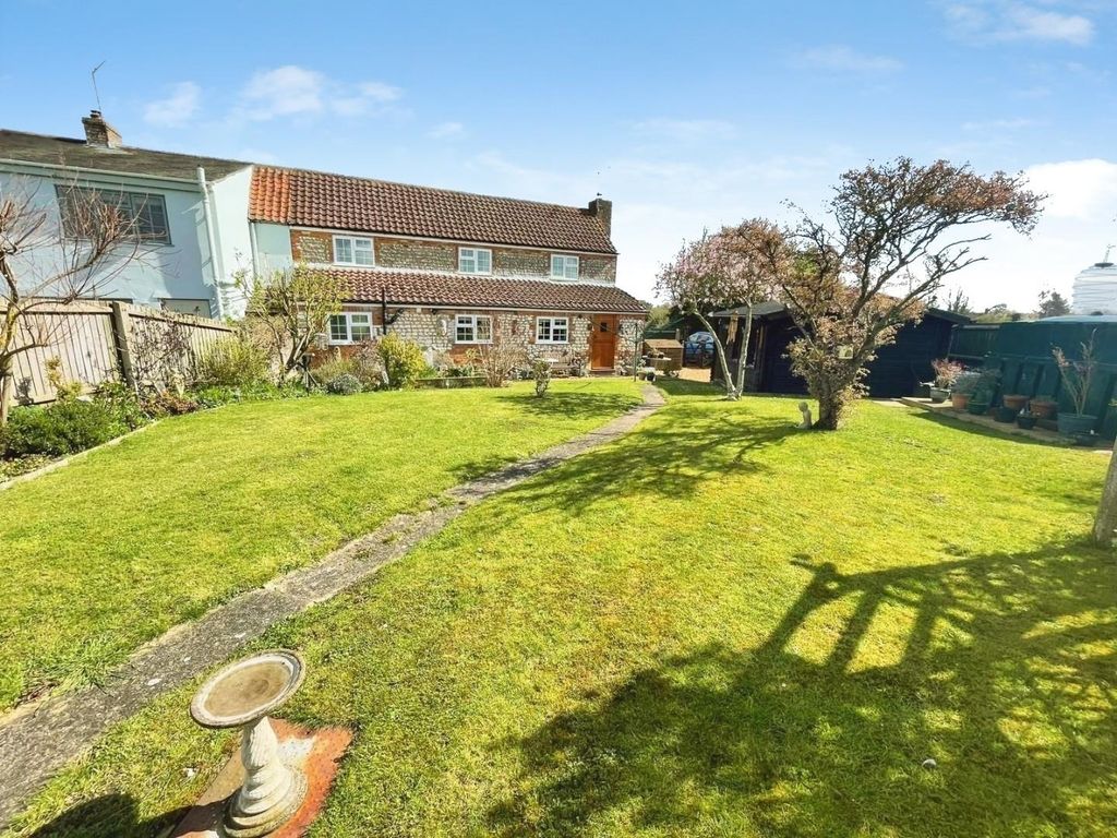 Property photo 3 of 26 A1F69Bf2-6B1A1E28-6250-4487-9A65-10B160Fa32B6.Jpeg