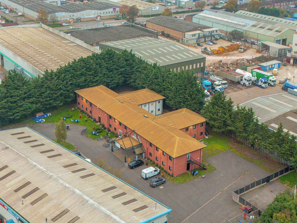 Property photo 3 of 5