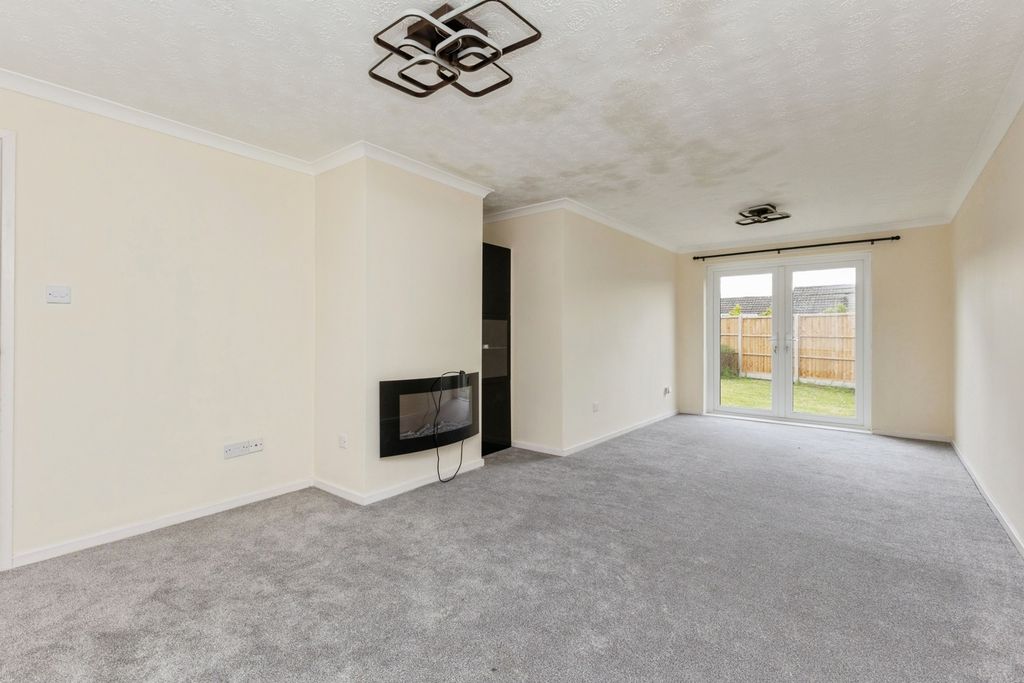 Property photo 3 of 15 Pbox-Img.Jpg