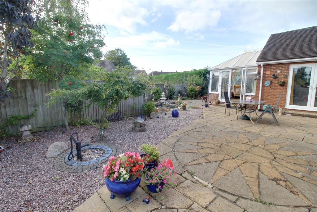 Property photo 2 of 18 Img_7144-Img_7146.Jpg