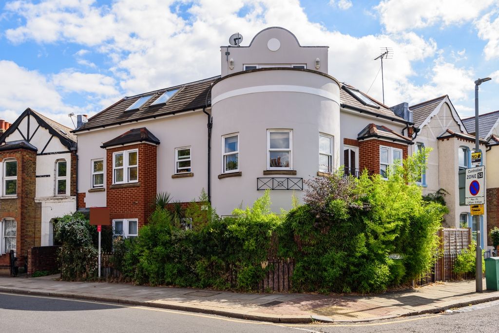 Property photo 1 of 7 892524 (1)