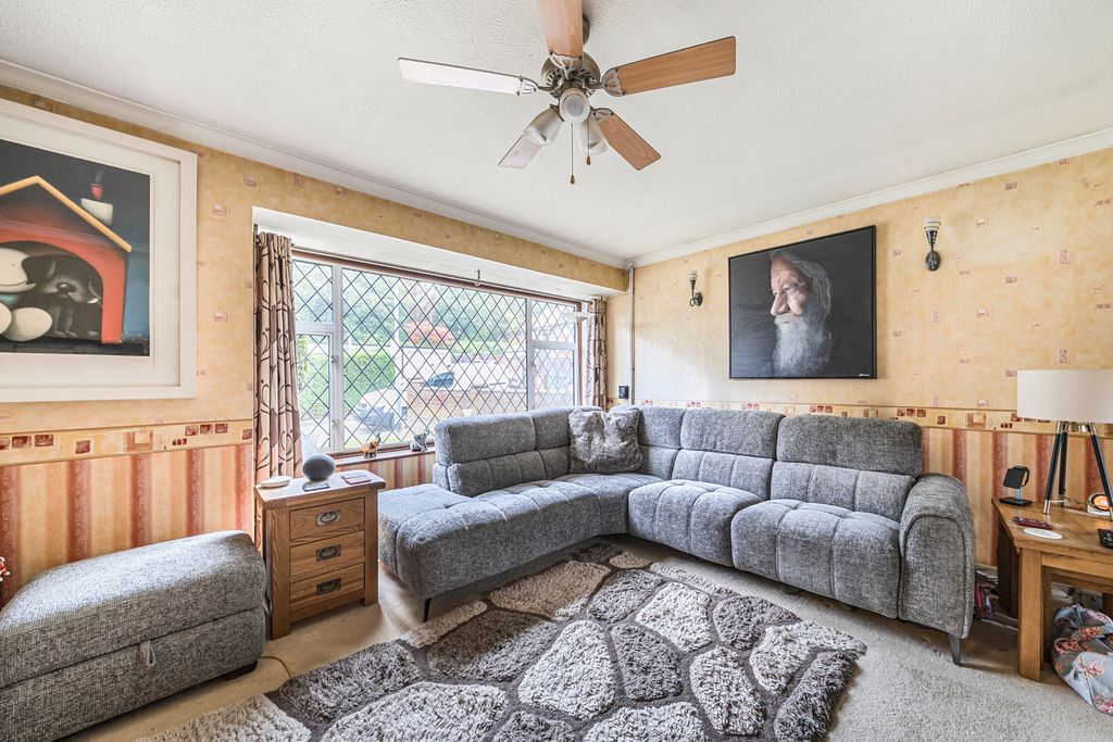 Property photo 3 of 15 1360473-19-68De49...