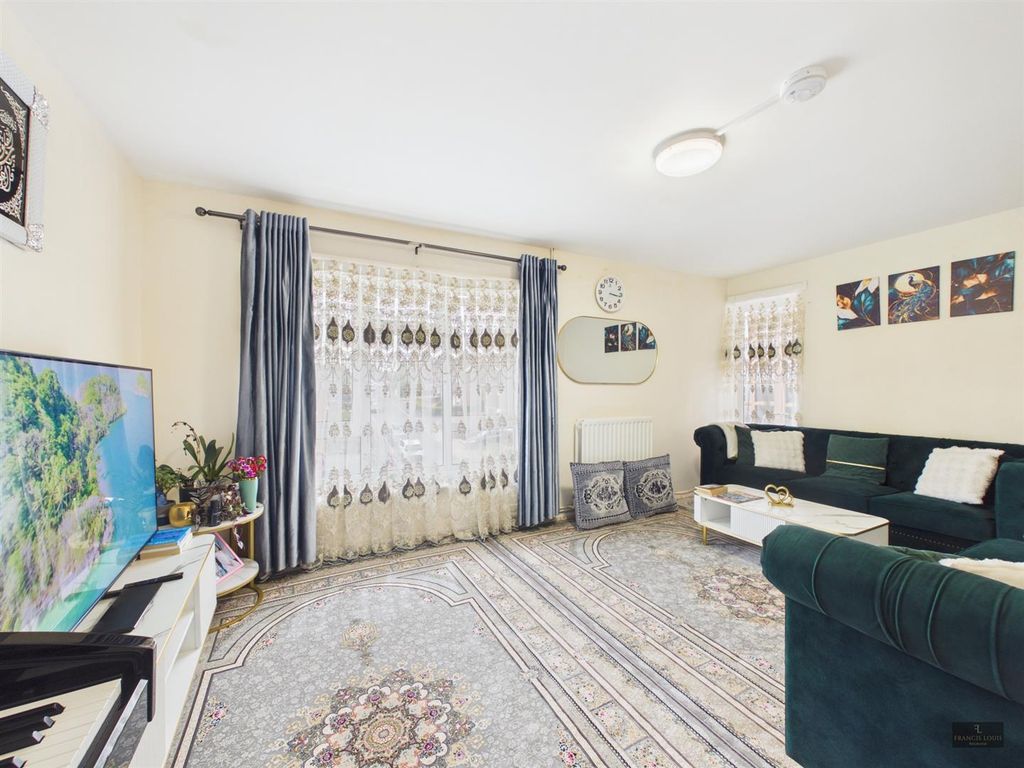 Property photo 1 of 14 Cam02887G0-Pr0709-Still004.Jpg