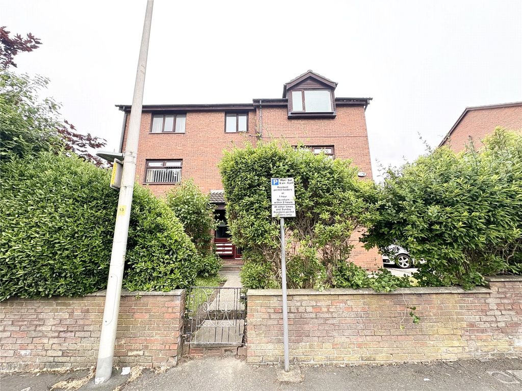 Property photo 1 of 8 Picture No. 07
