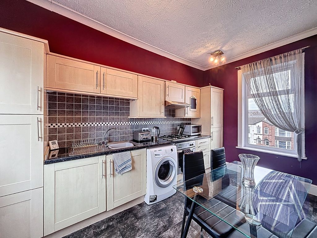 Property photo 3 of 12 4845755