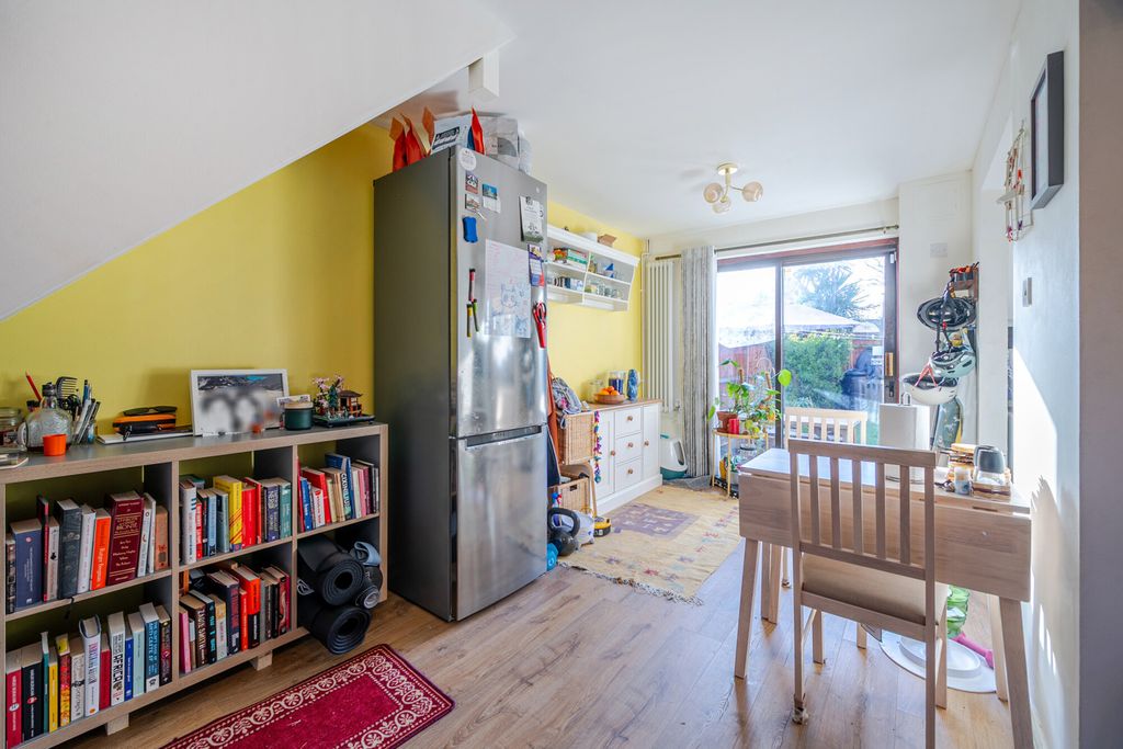 Property photo 3 of 15 Reception