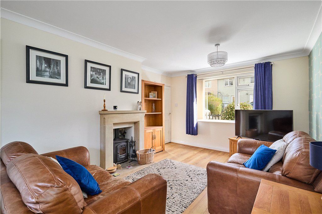 Property photo 2 of 15 Living Room