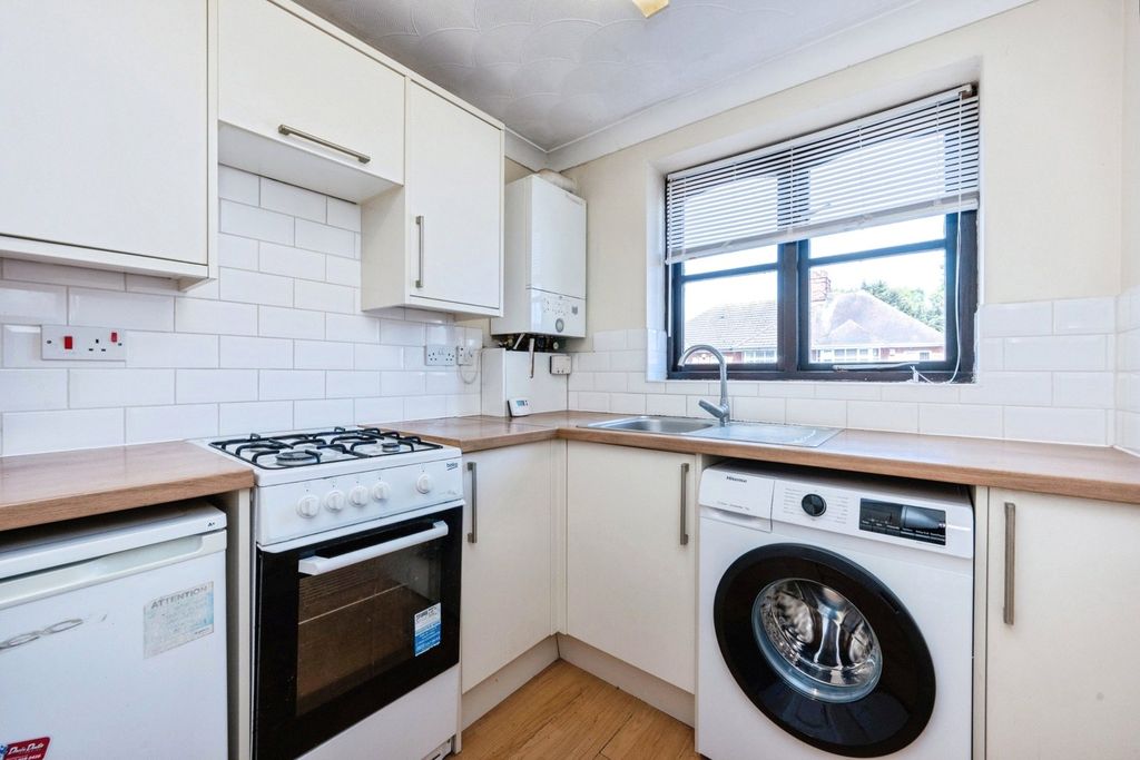 Property photo 3 of 18 Pbox-Img.Jpg
