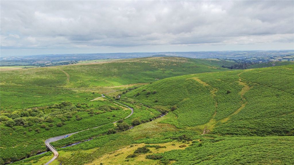 Property photo 1 of 21 Picture No. 01