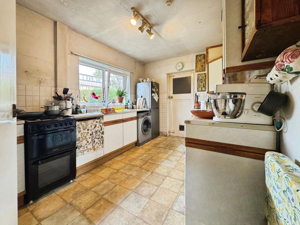 Property photo 3 of 19