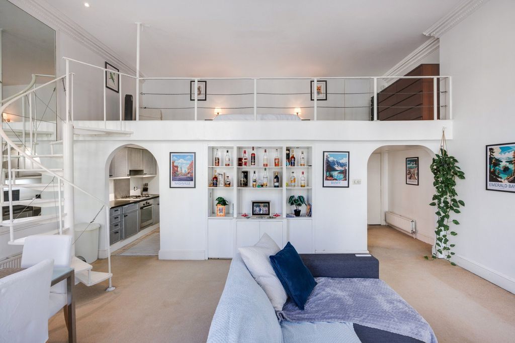 Property photo 1 of 11 Picture No. 13