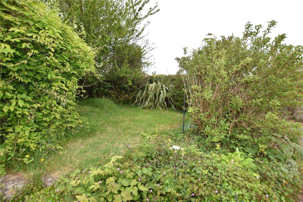 Property photo 3 of 13 Picture No. 20