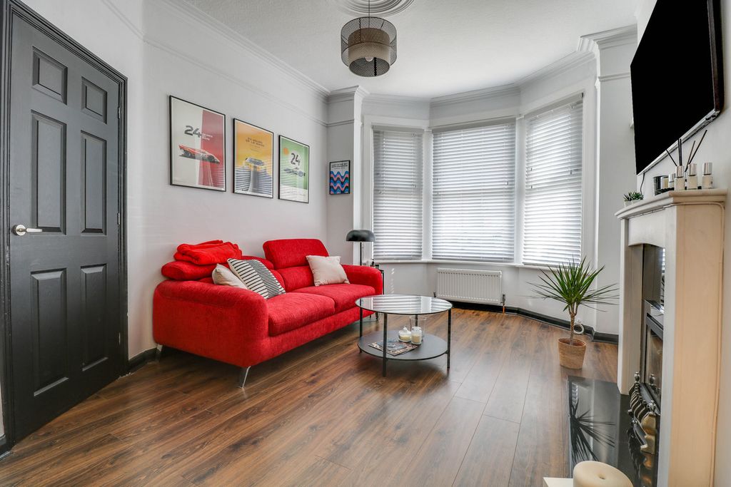 Property photo 1 of 14