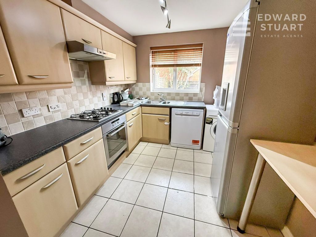Property photo 2 of 11 Gallery