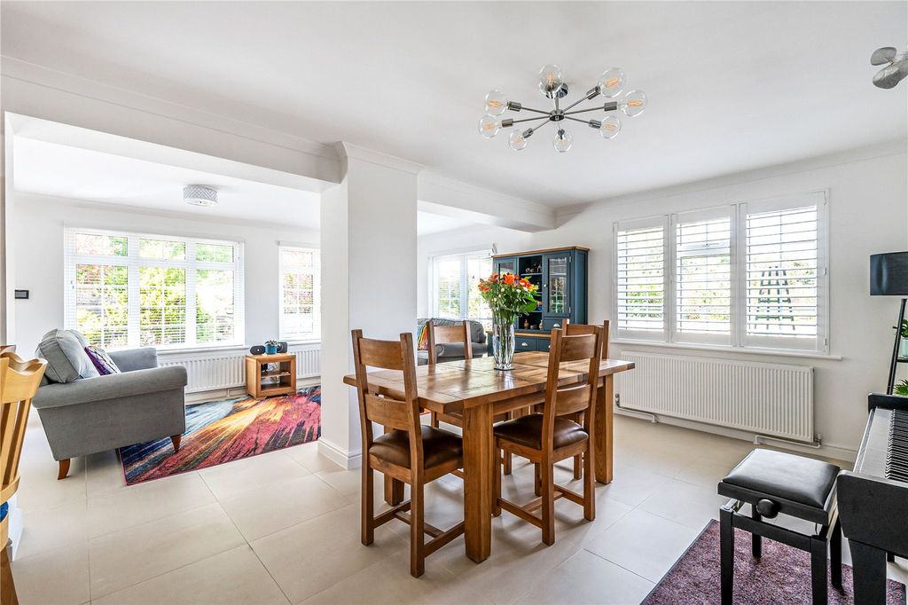 Property photo 3 of 25 Picture No. 17