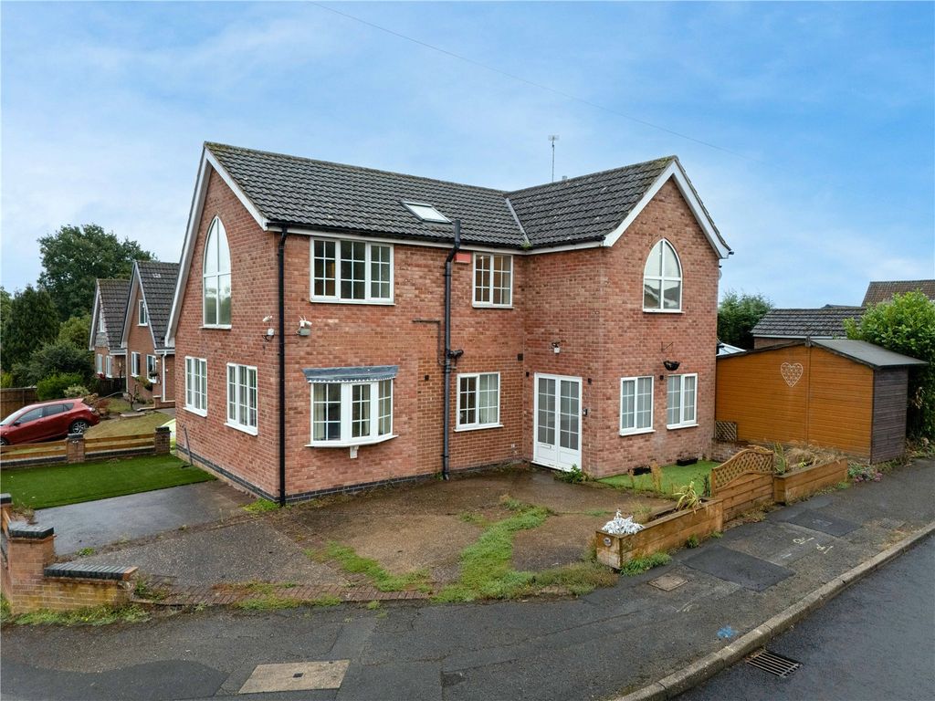 Property photo 1 of 36 Picture No. 35