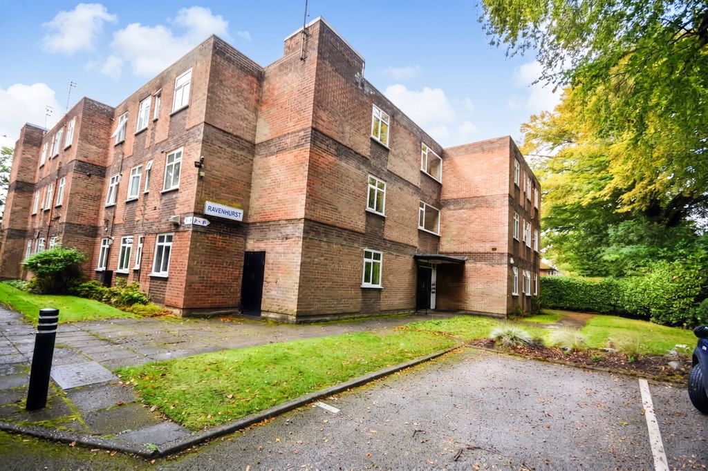 Property photo 1 of 13 Ravenhurst, M7 4Qx