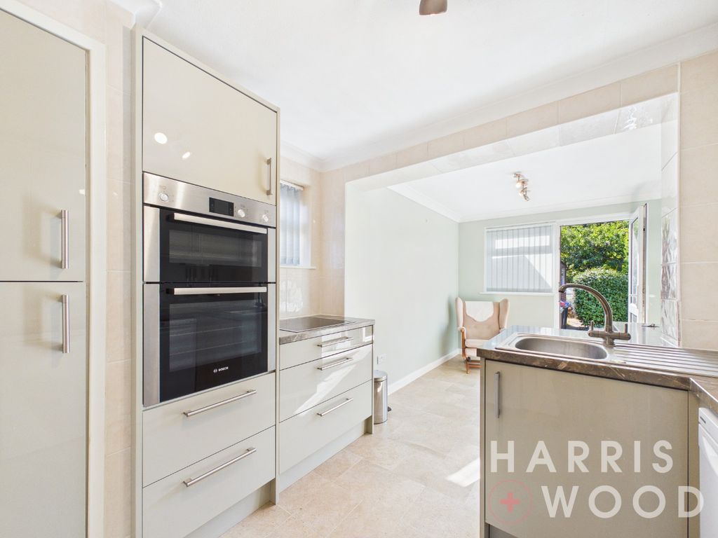 Property photo 2 of 24 4095294