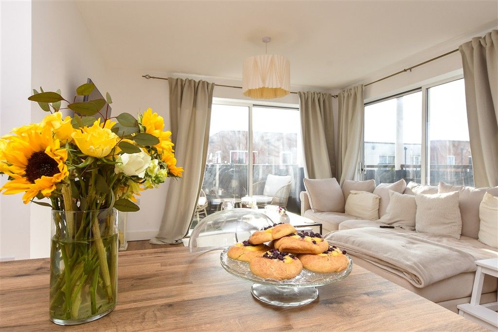 Property photo 3 of 14 Internal Lifestyle Photograph