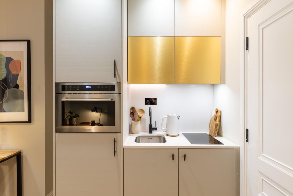 Property photo 3 of 4 Kitchen