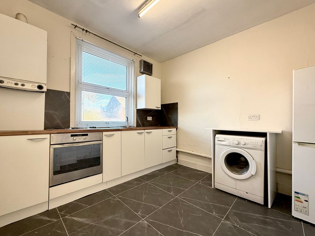 Property photo 3 of 6 Annex