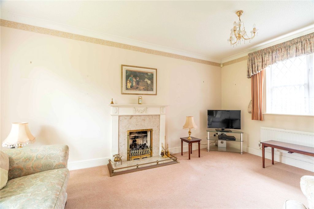 Property photo 3 of 12 Reception Room