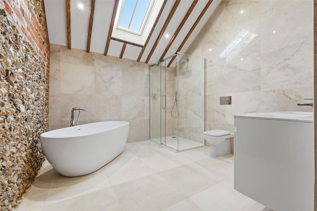 Property photo 3 of 38 Img_5056.Jpg