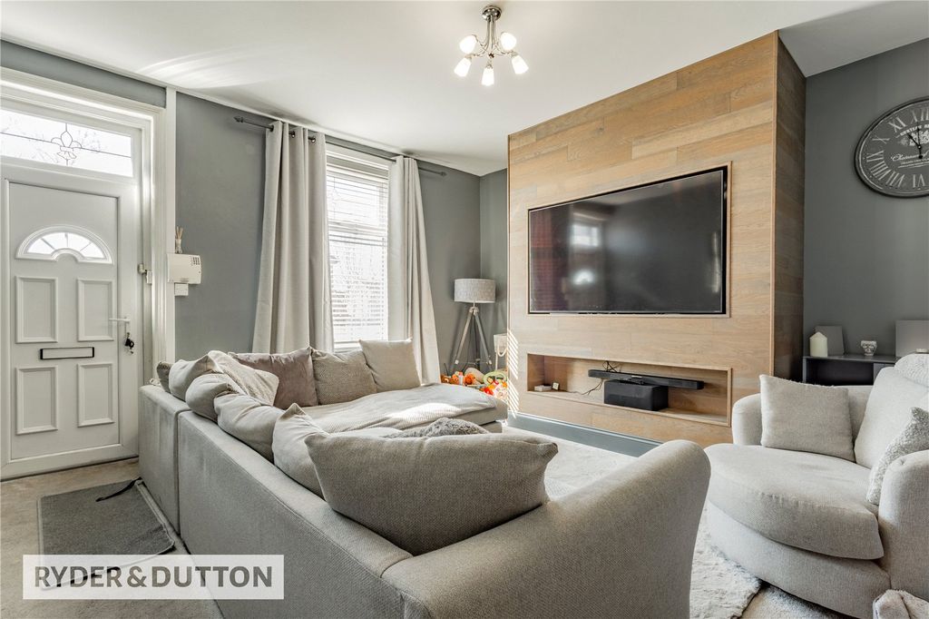 Property photo 3 of 14 Picture 3