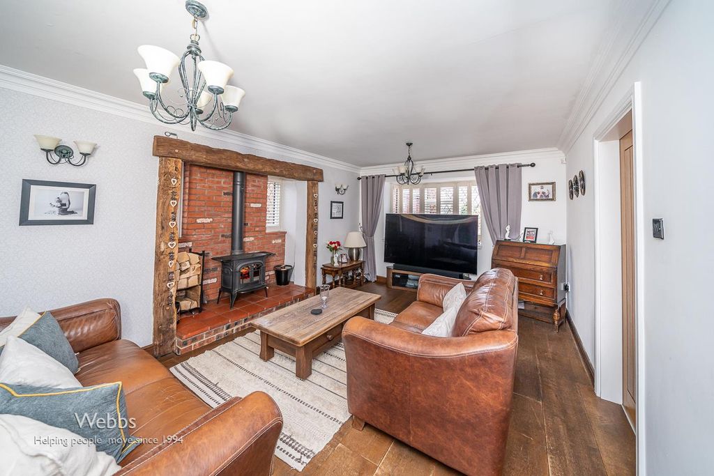 Property photo 2 of 49 Â©Webbsâ© (2 Of 72).Jpg