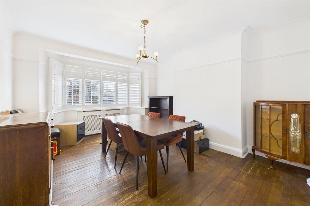 Property photo 2 of 22 Dining Room