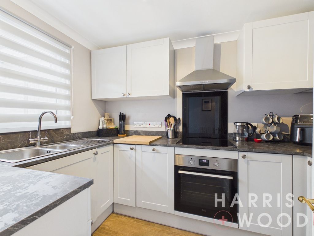 Property photo 2 of 21 4988942