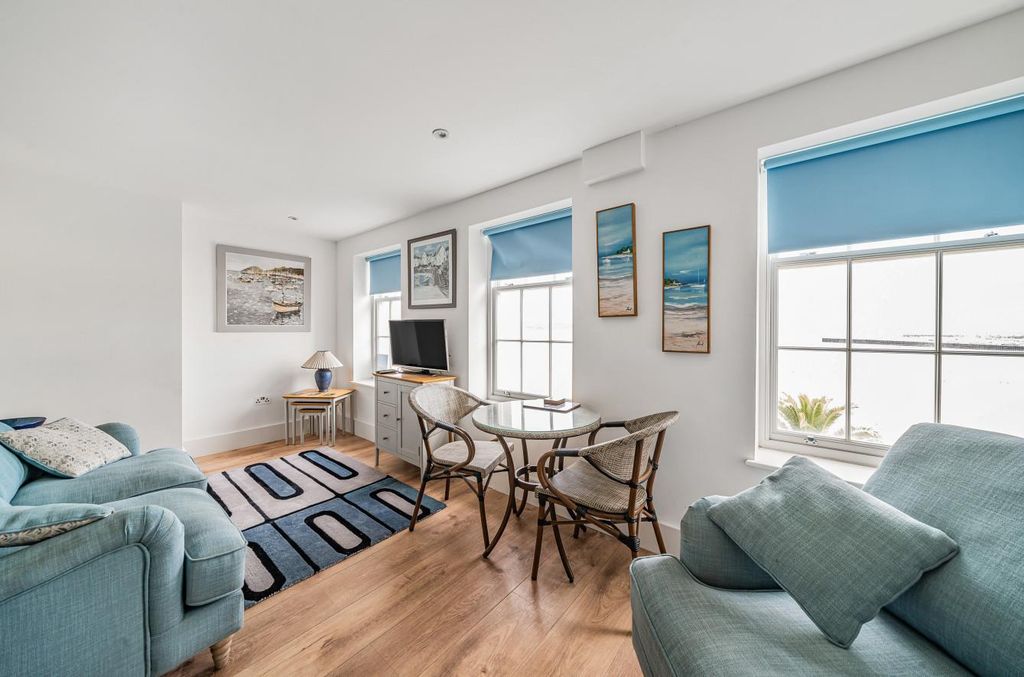 Property photo 3 of 10 3.Jpg