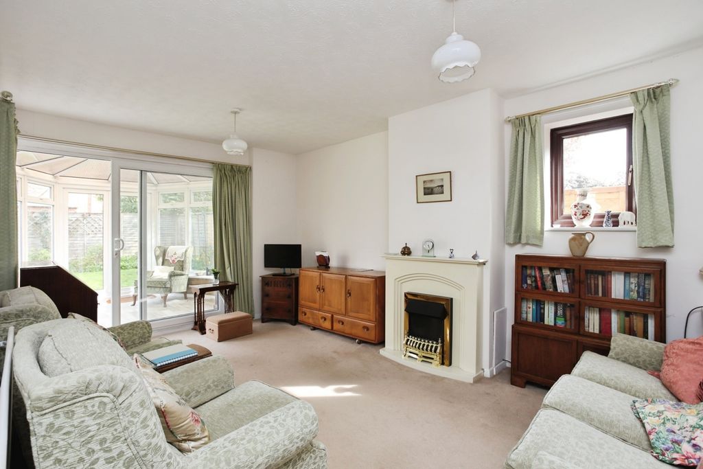 Property photo 2 of 16 Pbox-Img.Jpg