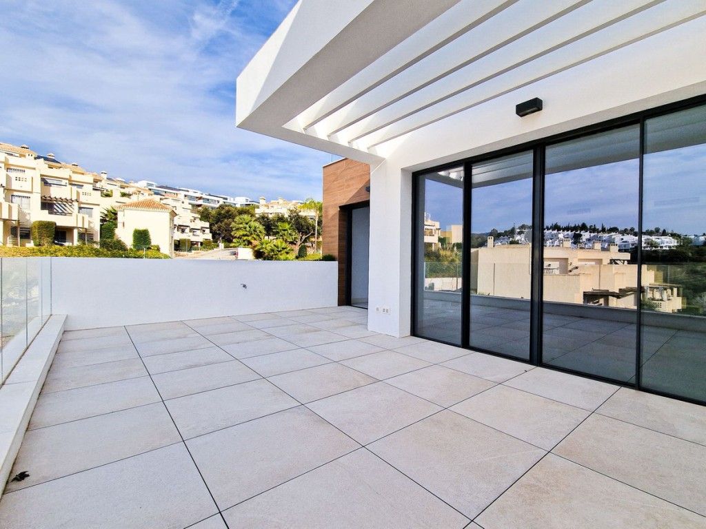 Property photo 3 of 20 Terrace (1)