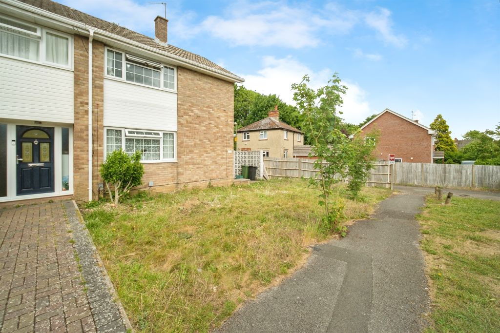 Property photo 1 of 18