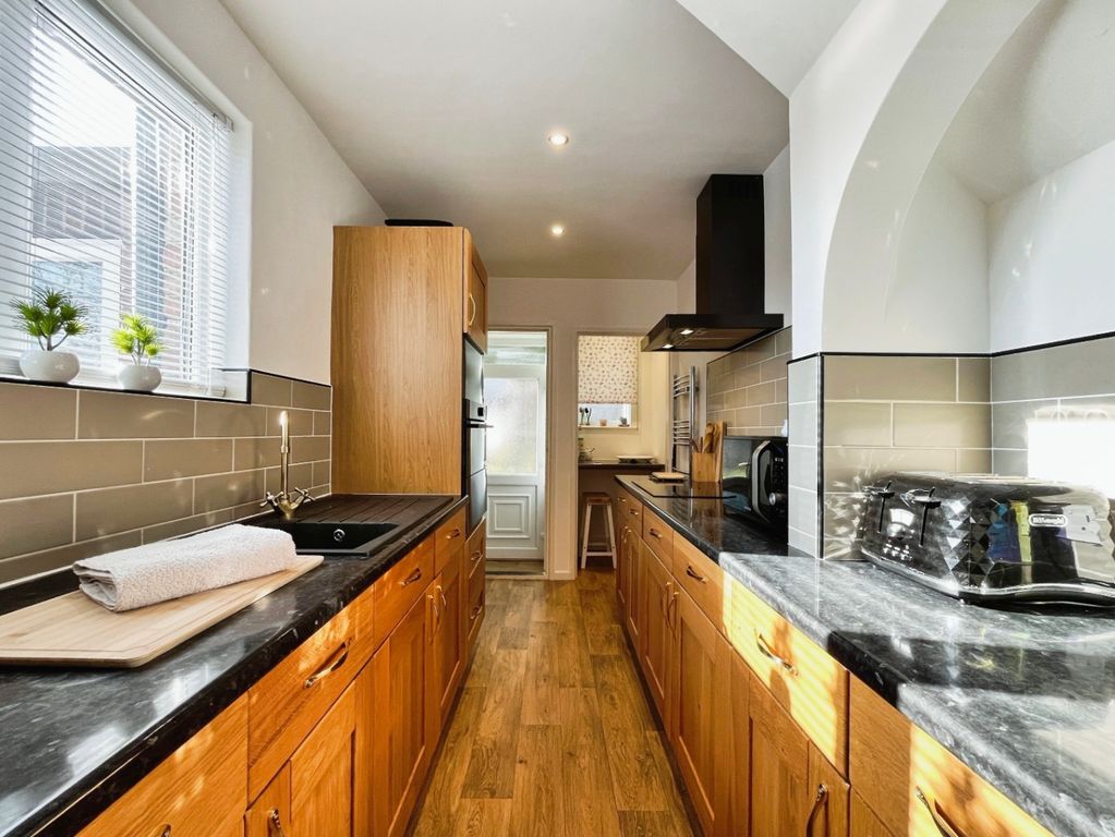 Property photo 2 of 22 4064026