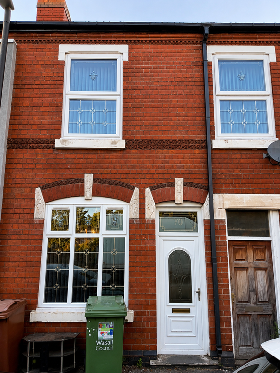 Property photo 1 of 8