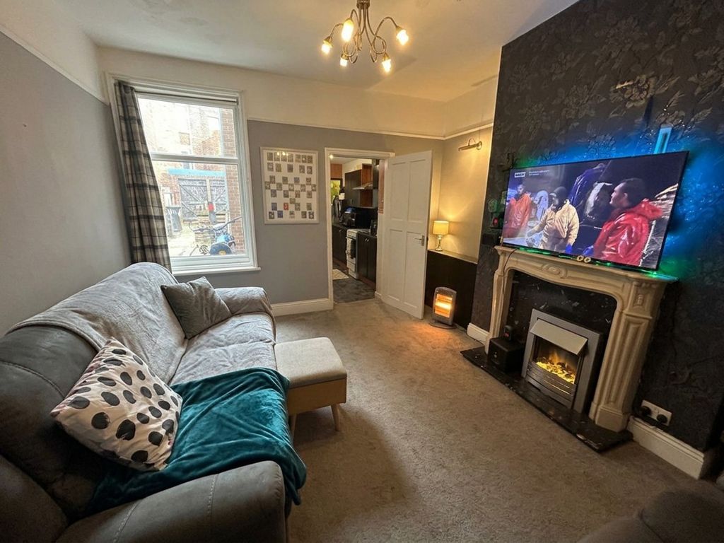 Property photo 2 of 6