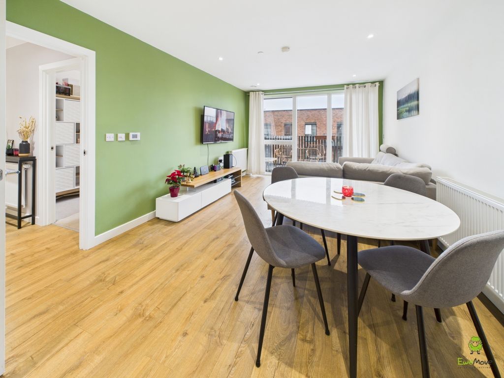 Property photo 2 of 22 Presented By Clinton At Ewemove Bexleyheath And D