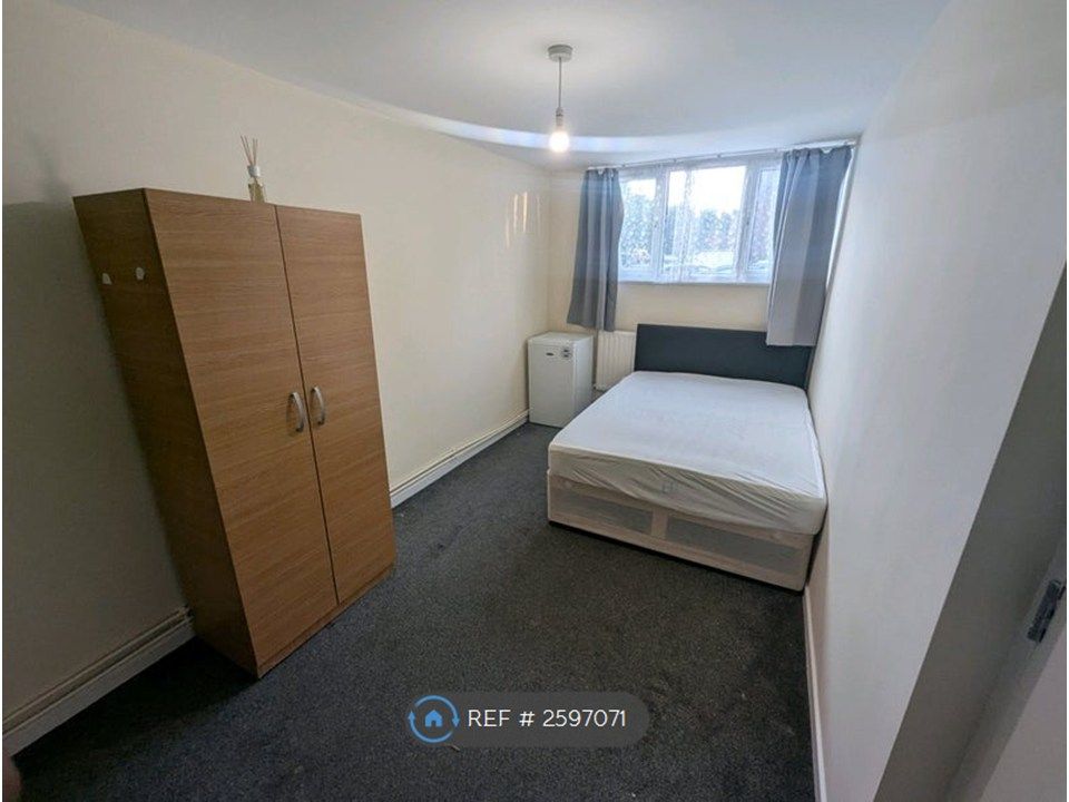 Property photo 1 of 9 Room 1