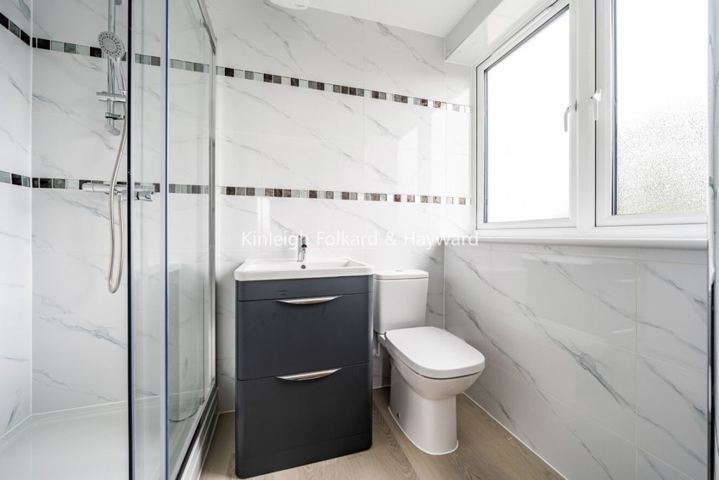 Property photo 2 of 7 8B620550-3638-4c39-9