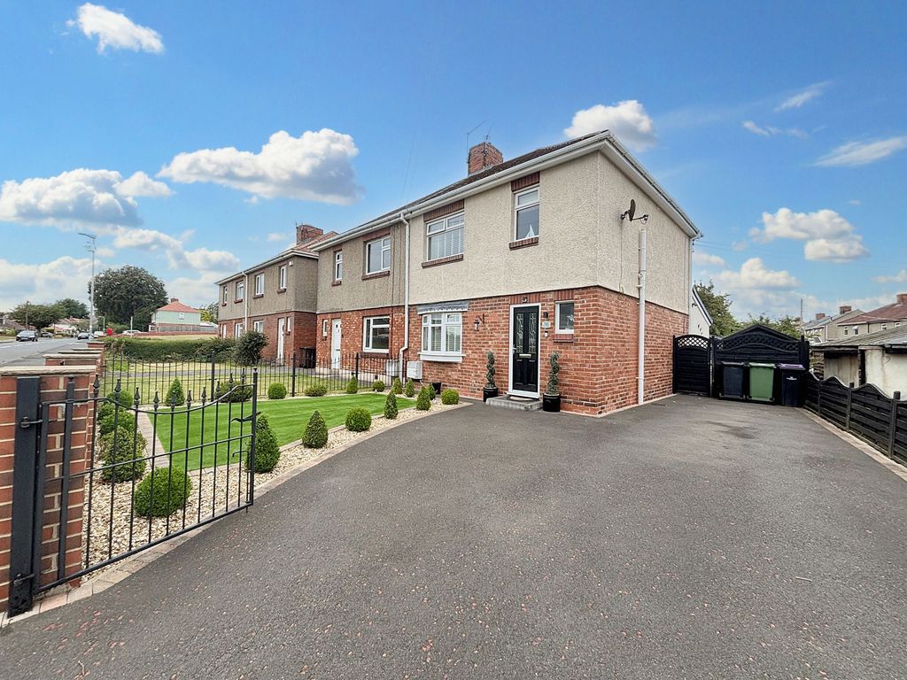 Property photo 1 of 34