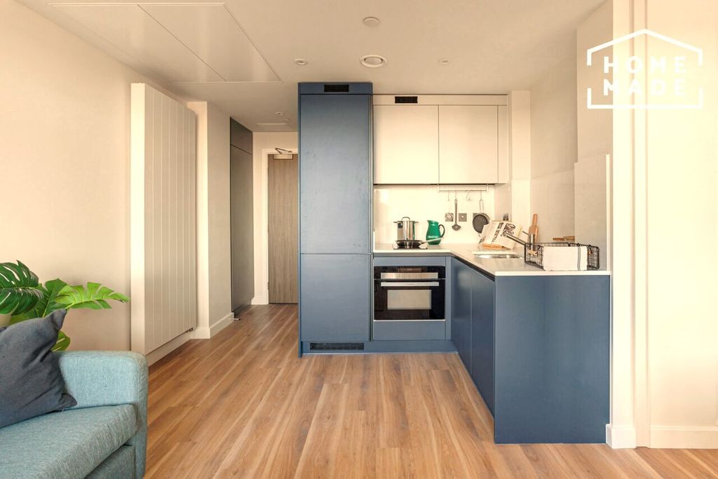 Property photo 3 of 16 E3ce38c8499F0283351d797c0Ea2