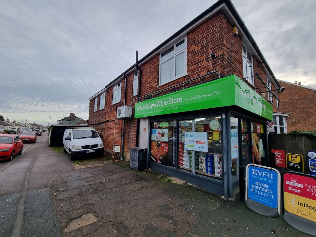 Property photo 1 of 8 Front