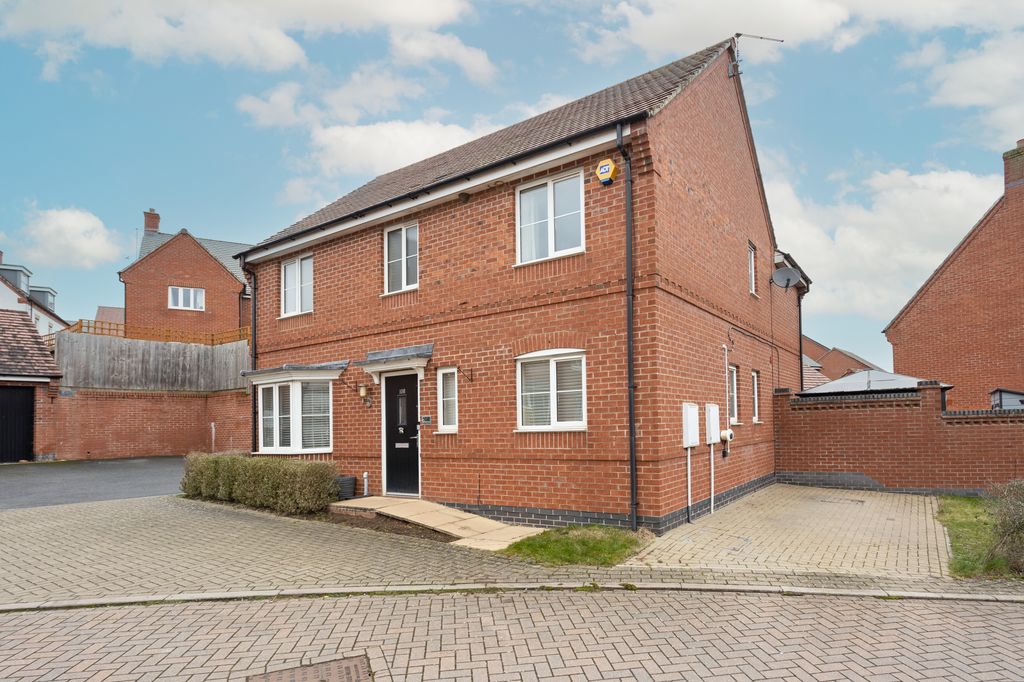 Property photo 1 of 22