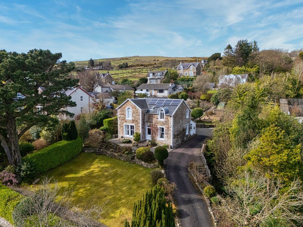 Property photo 1 of 44