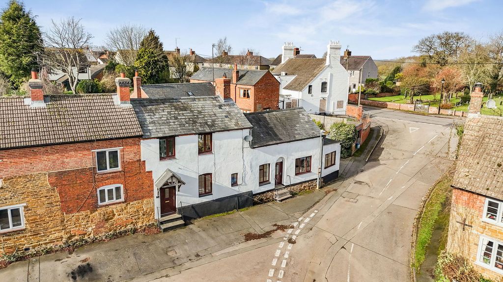 Property photo 1 of 27