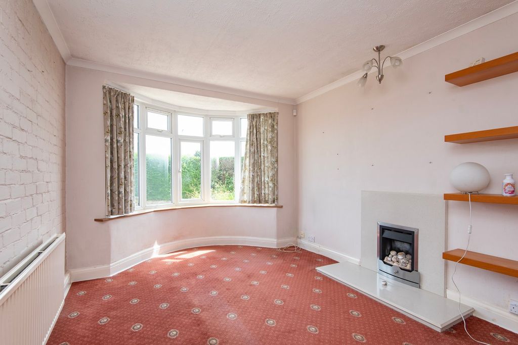 Property photo 2 of 13