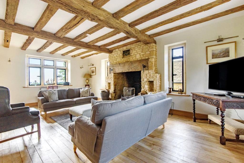 Property photo 2 of 48 Picture No. 07